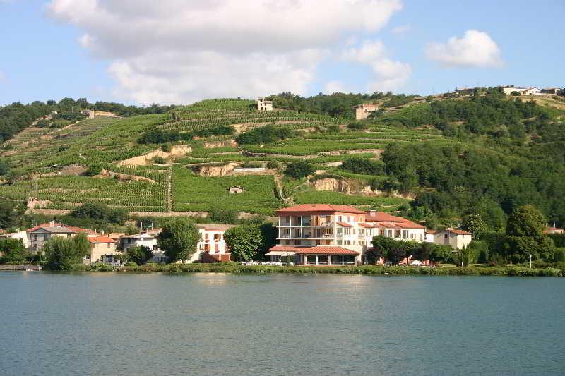 Hotellerie Beau Rivage Hotel